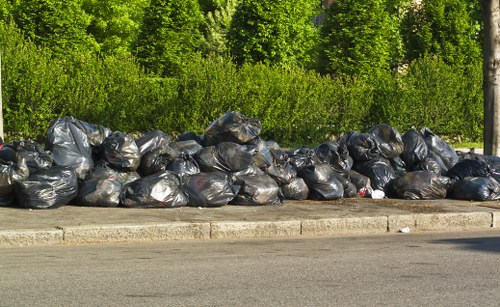 Efficient waste disposal with Clapham skip hire